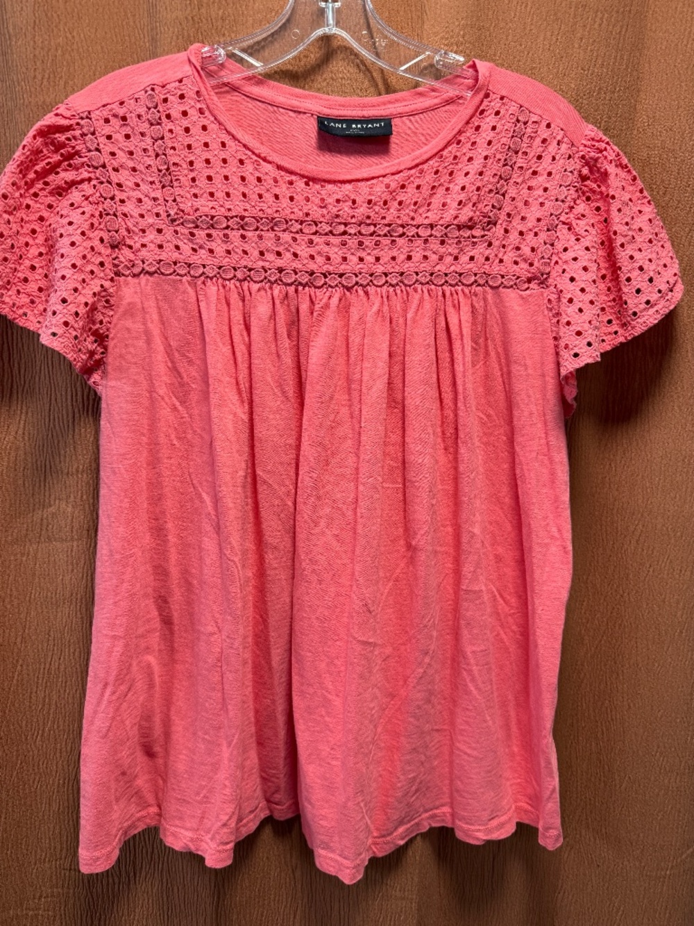 Lane Bryant Women's Plus size Coral and Eyelet swing tee - size 14/16 (1x)